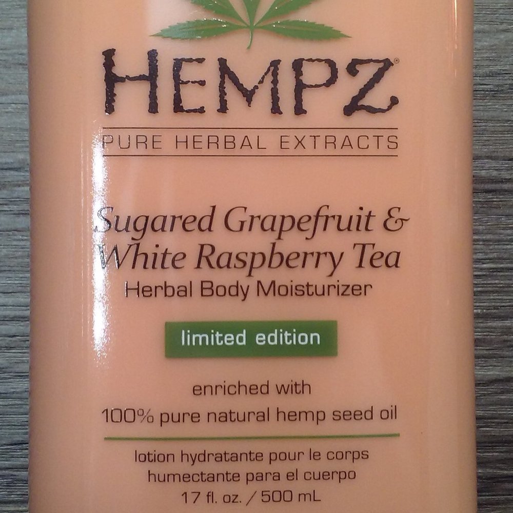 Hempz Sugared Grapefruit & White Raspberry - Picture 2 of 5
